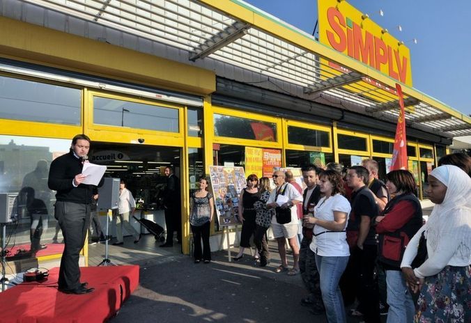 Alain SIMON-directeur du magasin