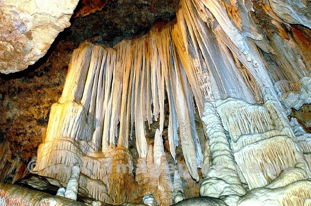 002- FRANCE - Grotte de Clamouse-A.jpg