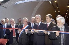 Gilles DE ROBIEN et Frédéric de SAINT SERNIN dans l'Hérault sur l'A75 le mardi 15 mars 2005. Gilles DE ROBIEN et Frédéric de SAINT SERNIN dans l'Hérault sur l'A75 le mardi 15 mars 2005.