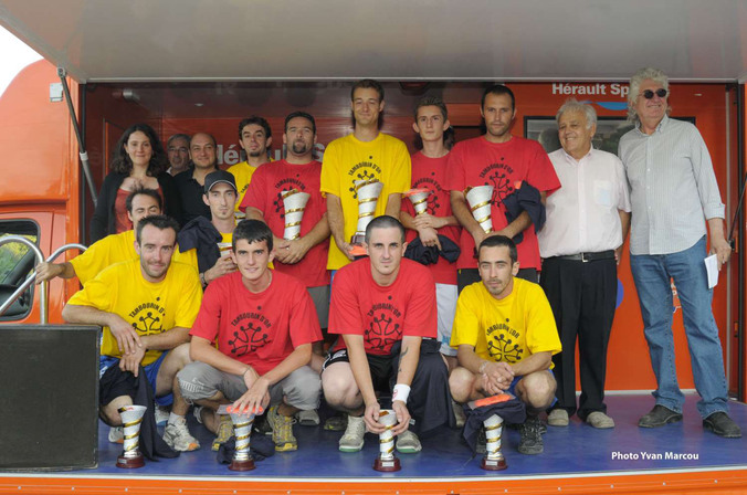 Les équipes du 24° tambourin d'Or sur le podium Les équipes du 24° tambourin d'Or sur le podium