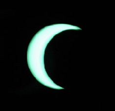 Le soleil a rendez-vous avec la lune. Le soleil a rendez-vous avec la lune.