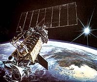 Illustration du satellite DMSP en orbite. Illustration du satellite DMSP en orbite.