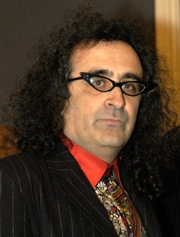 Exposition: YIGAL OZERI. Exposition: YIGAL OZERI.