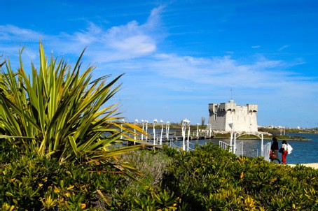 La redoute de Ballestras à Palavas-les-Flots. La redoute de Ballestras à Palavas-les-Flots.