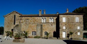 Le Prieuré Saint-Michel de Grandmont. Le Prieuré Saint-Michel de Grandmont.
