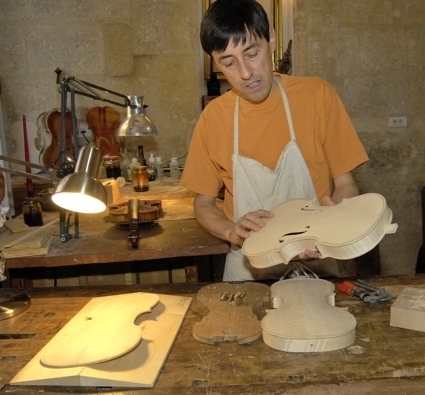 Frédéric Chaudière dans son atelier - photo Yvan Marcou