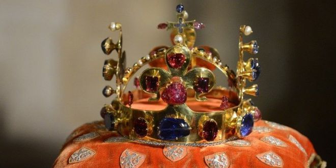 Les bijoux des rois de Bohème sont sortis... Les bijoux des rois de Bohème sont sortis...