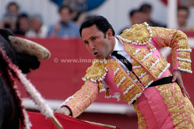 Corrida - César RINCON