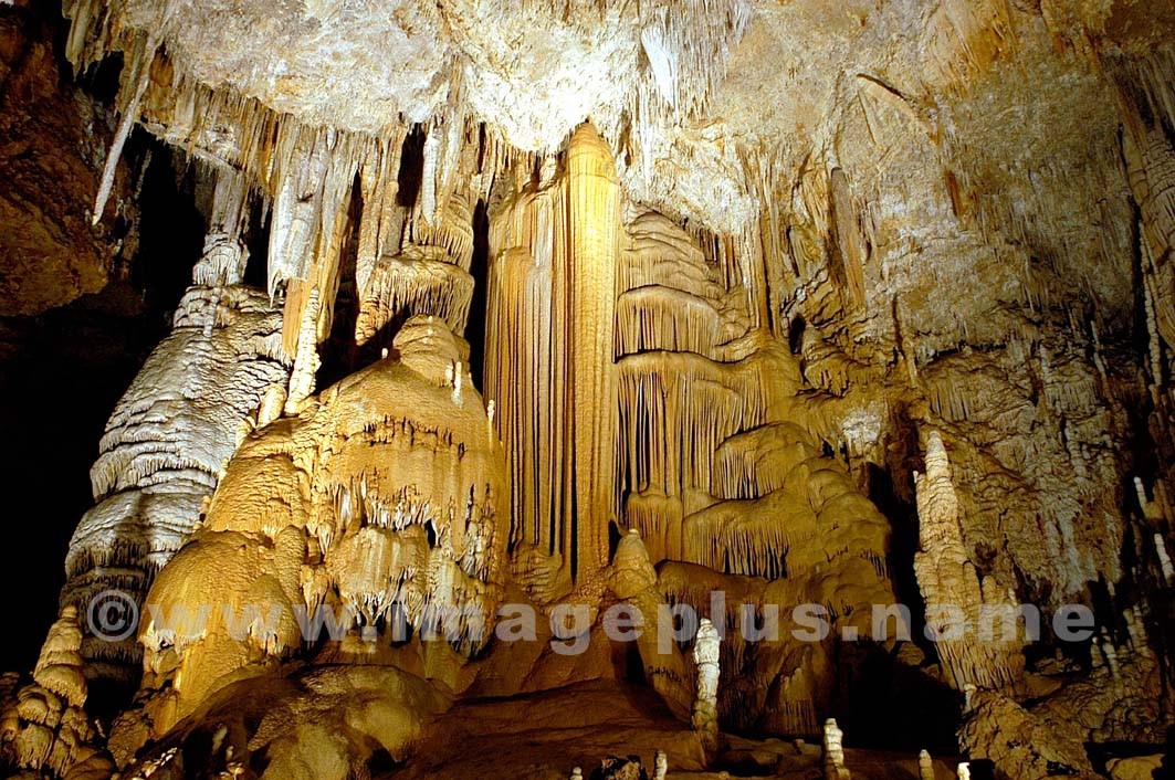 005- FRANCE - Grotte de Clamouse-A.jpg