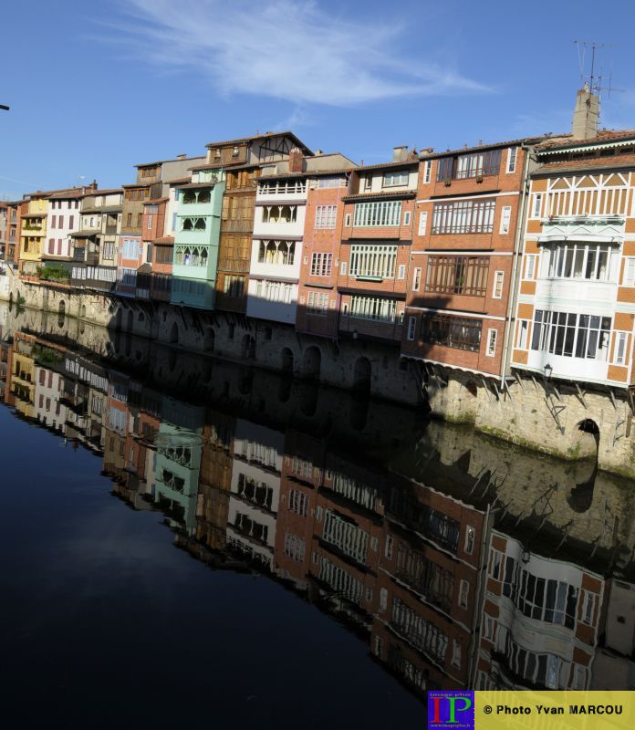 003-Castres-2011-09-15 © Yvan Marcou_AA