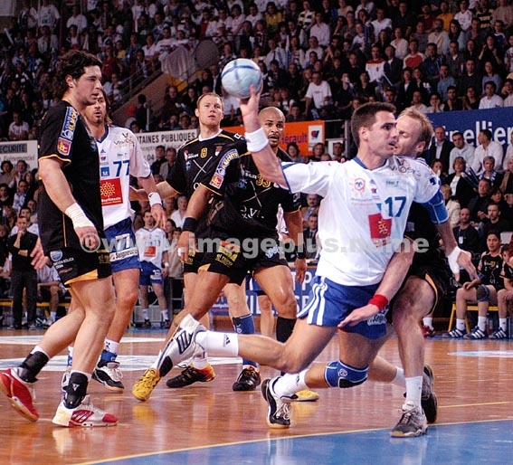 011-Handball-A.jpg